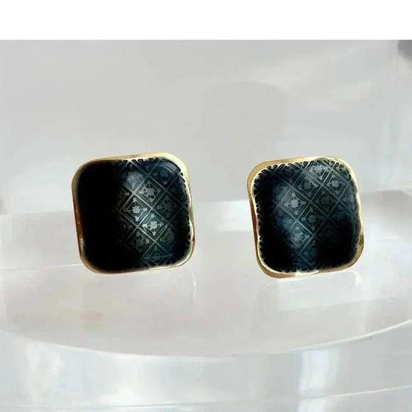 Vintage Deep Emerald Green Plaid Enamel Gold Toned Retro 80's Stud Earrings - Picture 1 of 6